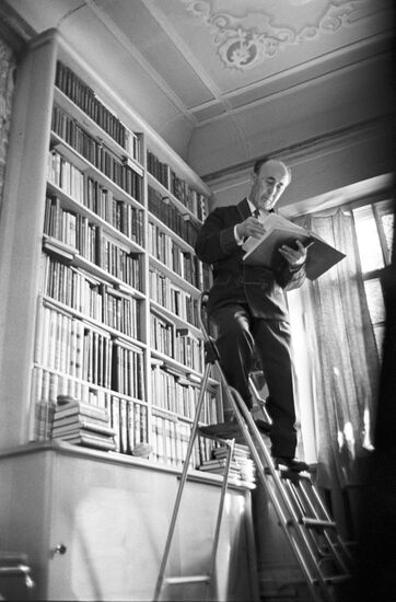 Uzbek scientist Kary-Niyazov