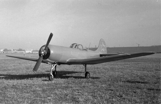 Yakovlev 18 P sporting plane