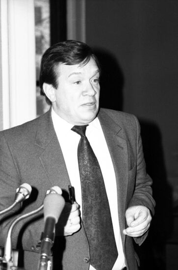 Vladimir Shveitser, senior associate of Institute of Soviet Academy of Sciences' International Labor Movement