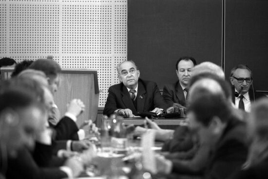 Meeting of representatives of the public of USSR and Federal Republic of Germany