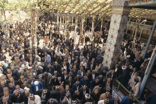 Friday prayer at congregational mosque in Leninabad
