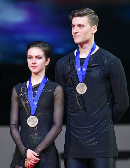 Japan Figure Skating Worlds Pairs