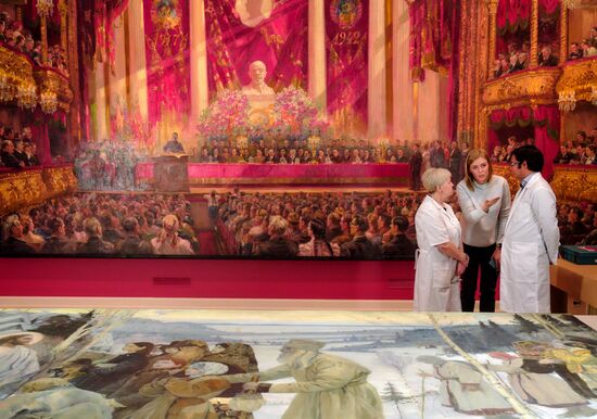 Russia Painting