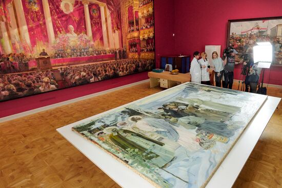 Russia Painting
