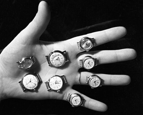 Women's wrist watches