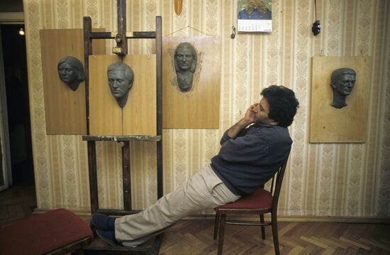 Conceptual psychotherapy by Nazloyan
