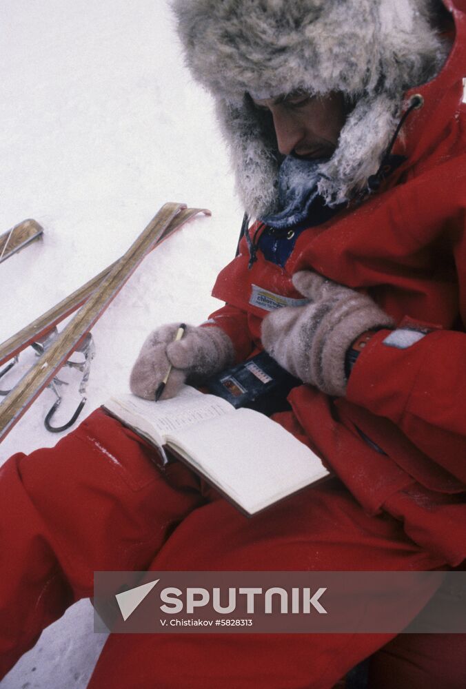 Soviet–Canadian Polar Bridge Expedition