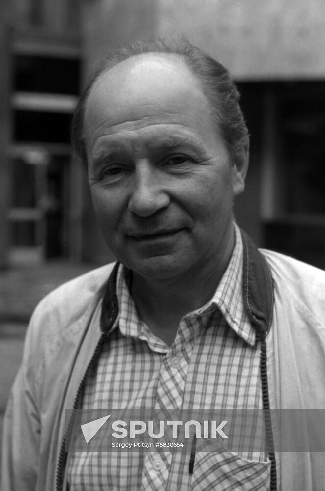 Ufologist Valery Azhazha