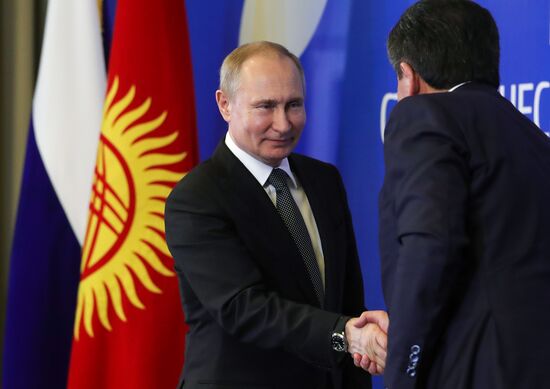 Kyrgyzstan Russia Putin
