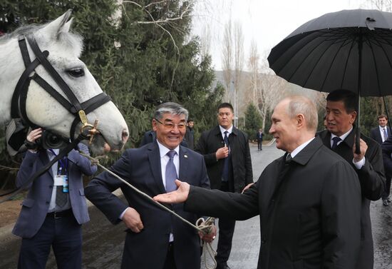 Kyrgyzstan Russia Putin