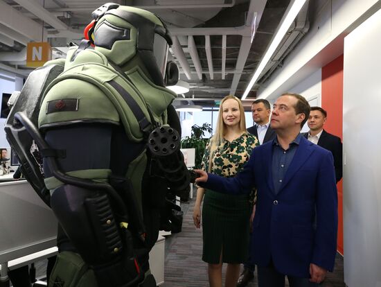 Russia Medvedev Internet