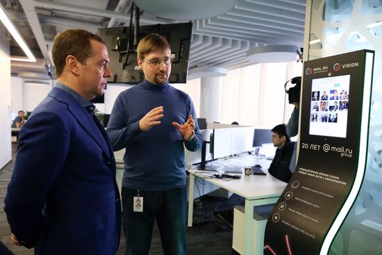 Russia Medvedev Internet