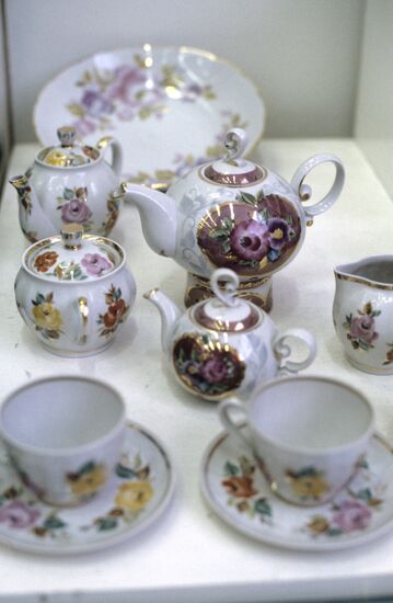 Products of Dobrushsky porcelain factory