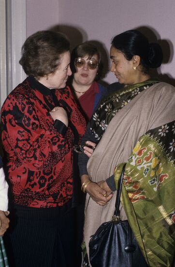 Committee of Soviet Women chairperson Zoya Pukhova and Indian Minister Margaret Alva