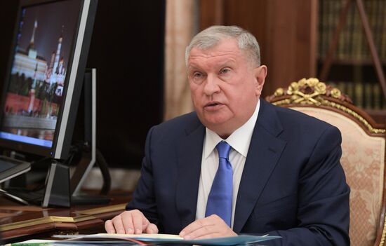 Russia Putin Rosneft