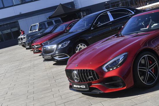 Russia Mercedes-Benz