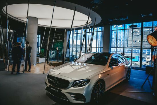 Russia Mercedes-Benz