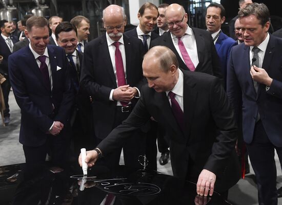 Russia Mercedes-Benz