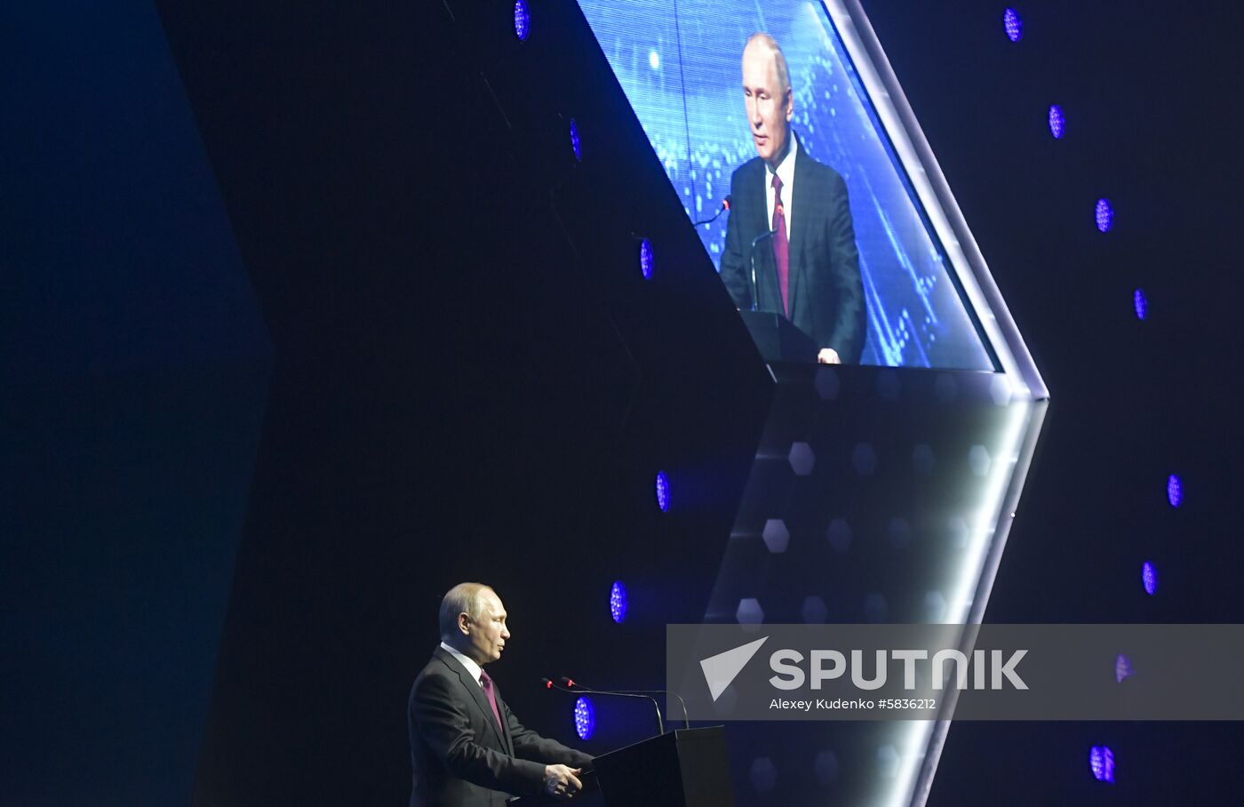 Russia Mercedes-Benz