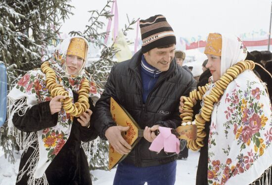 Voskhod / Sunrise collective farm hosts Snow Queen celebrations