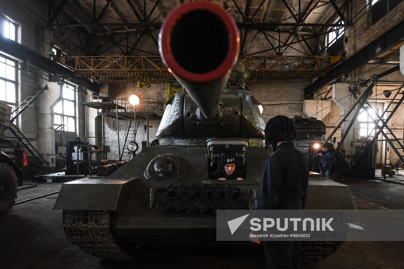 Russia Soviet Tank Preparation