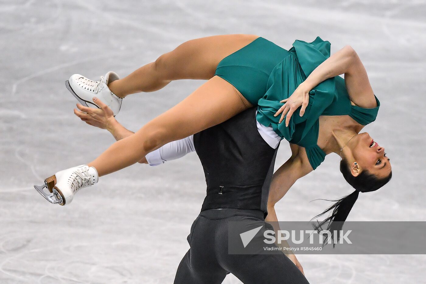 Japan Figure Skating Team Worlds Ice Dance