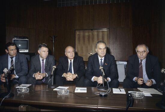 Mikoyan Experimental Design Bureau representatives meet with journalists from socialist countries