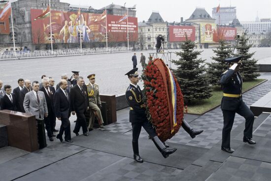 Romanian delegation on 40th anniversary of Victory