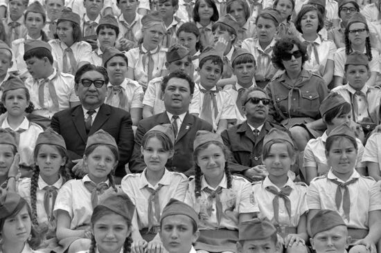 King of Nepal visits USSR