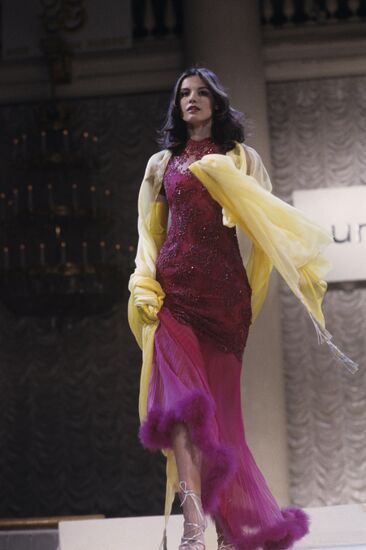 Emanuel Ungaro's collection showcased in Moscow