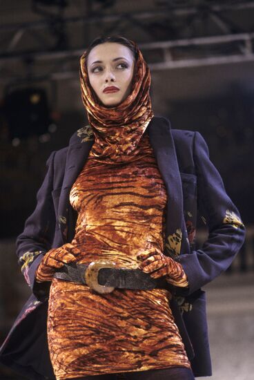 Emanuel Ungaro's collection showcased in Moscow