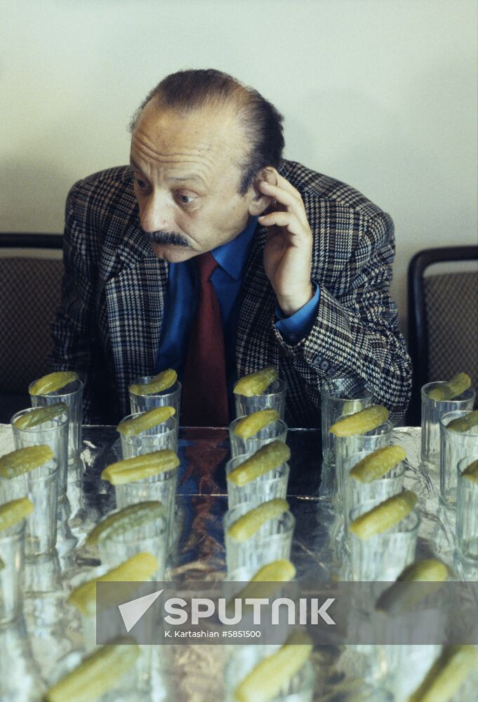 Faceted table-glass festival