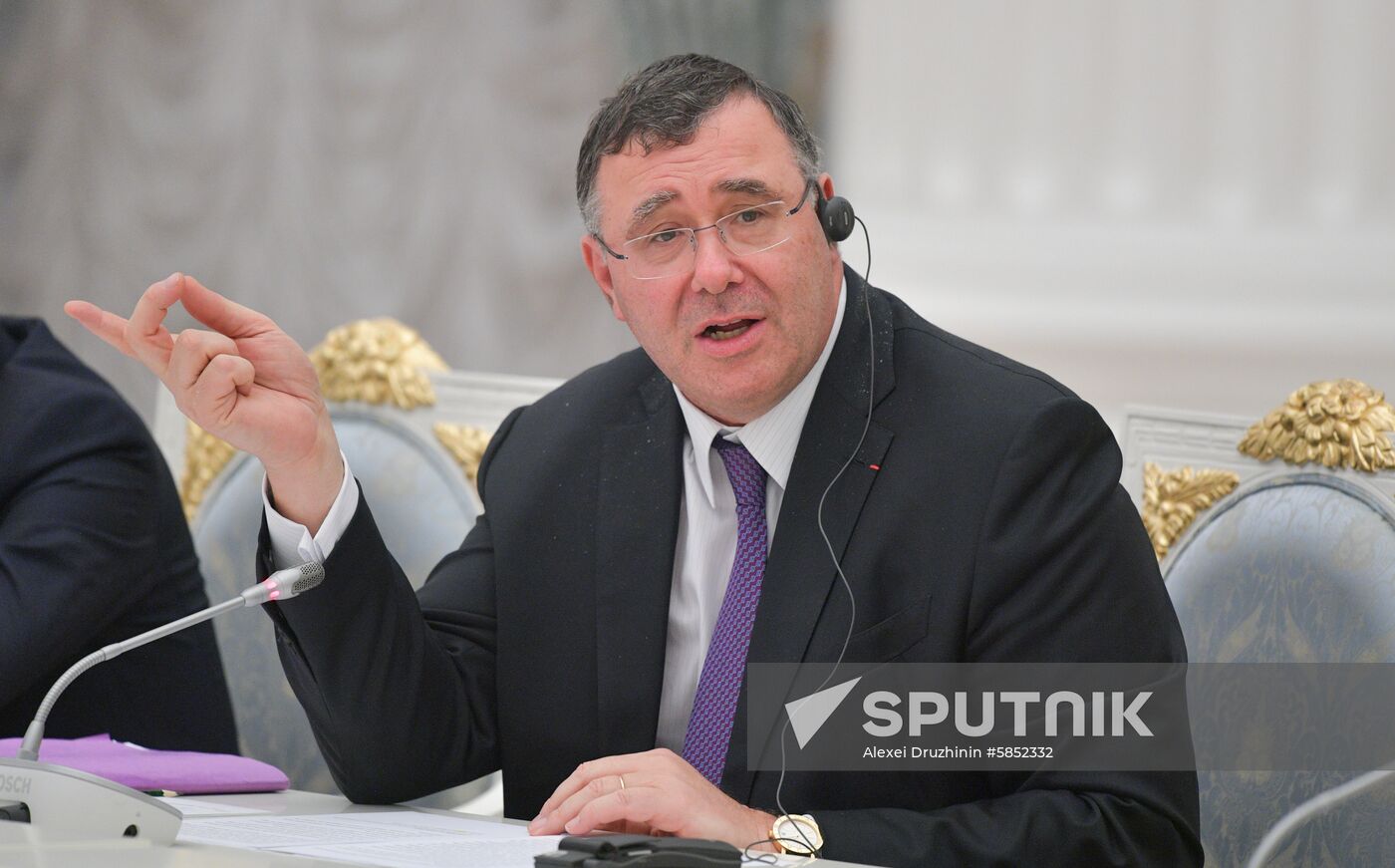 Russia France Business