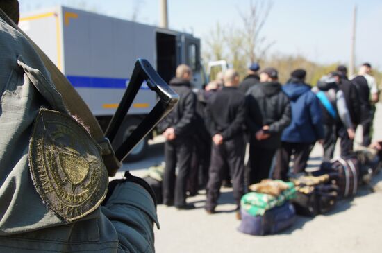 Ukraine LPR Prisoners