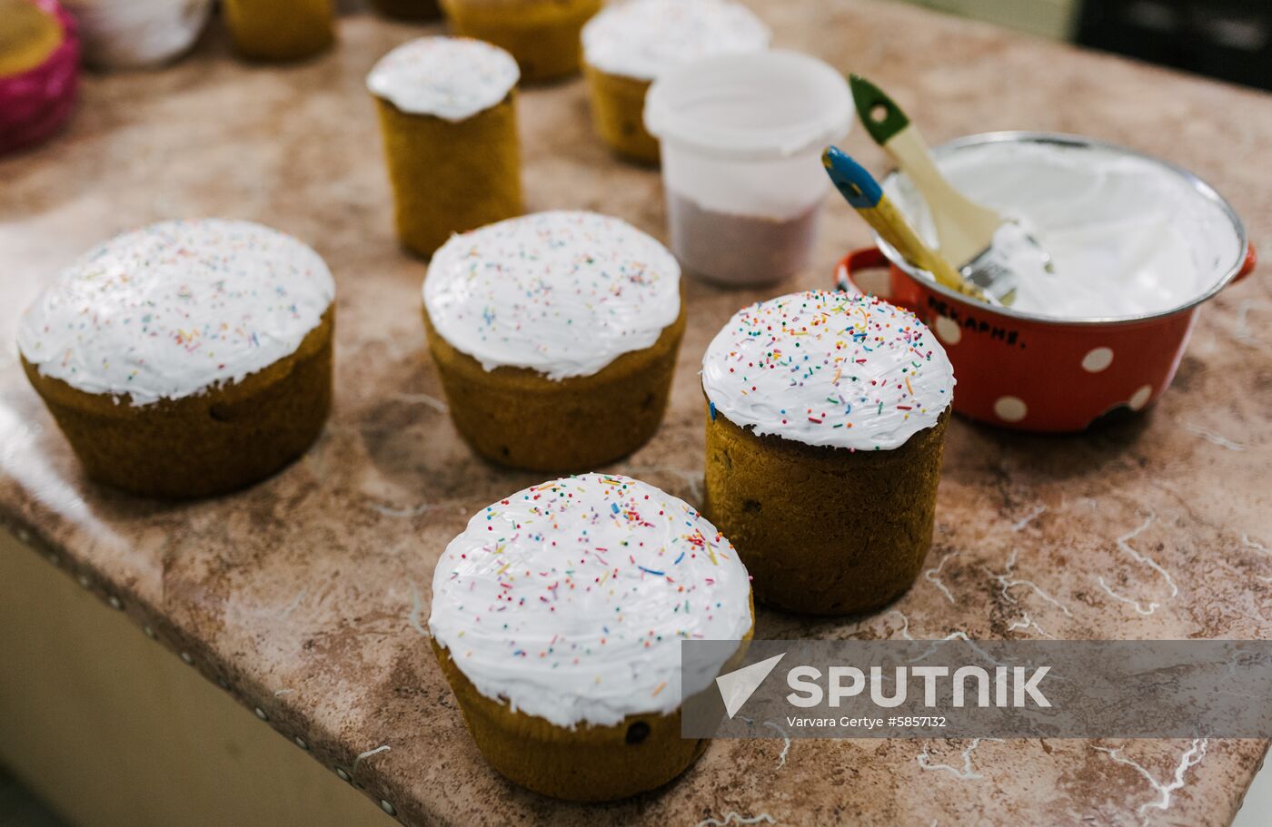 Russia Orthodox Easter Preparation
