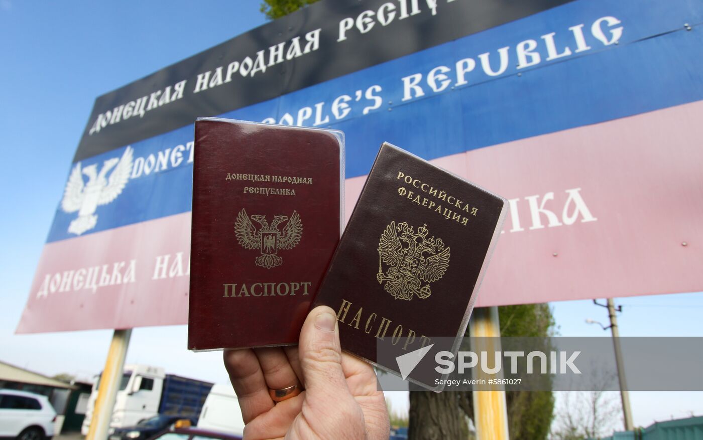 Ukraine DPR Russian Passports
