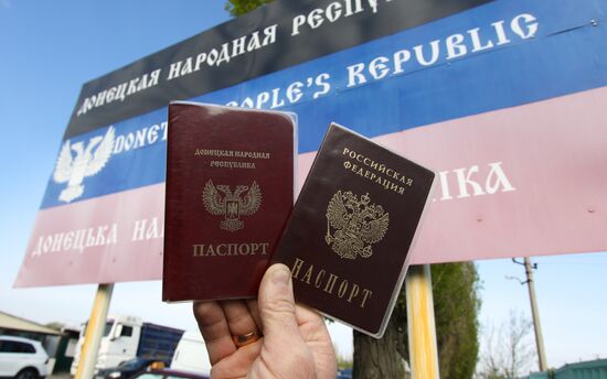 Ukraine DPR Russian Passports