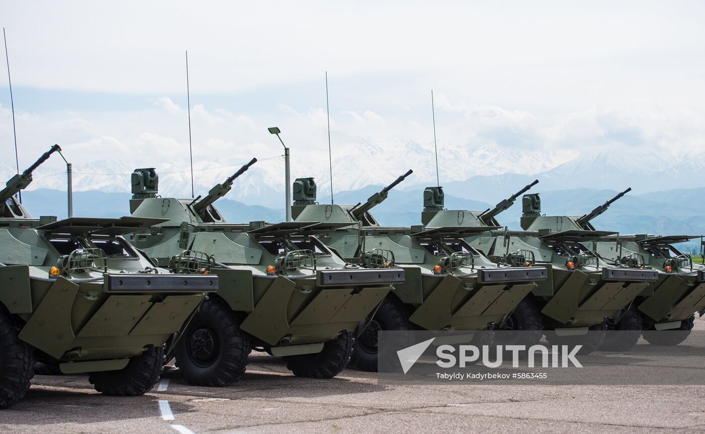 Kyrgyzstan Russia Army