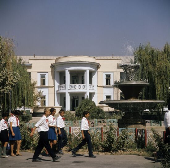 Boarding school in Luchob