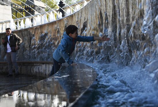 Russia Fountain Season