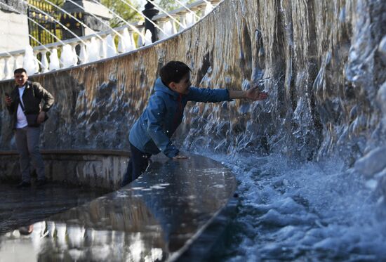 Russia Fountain Season