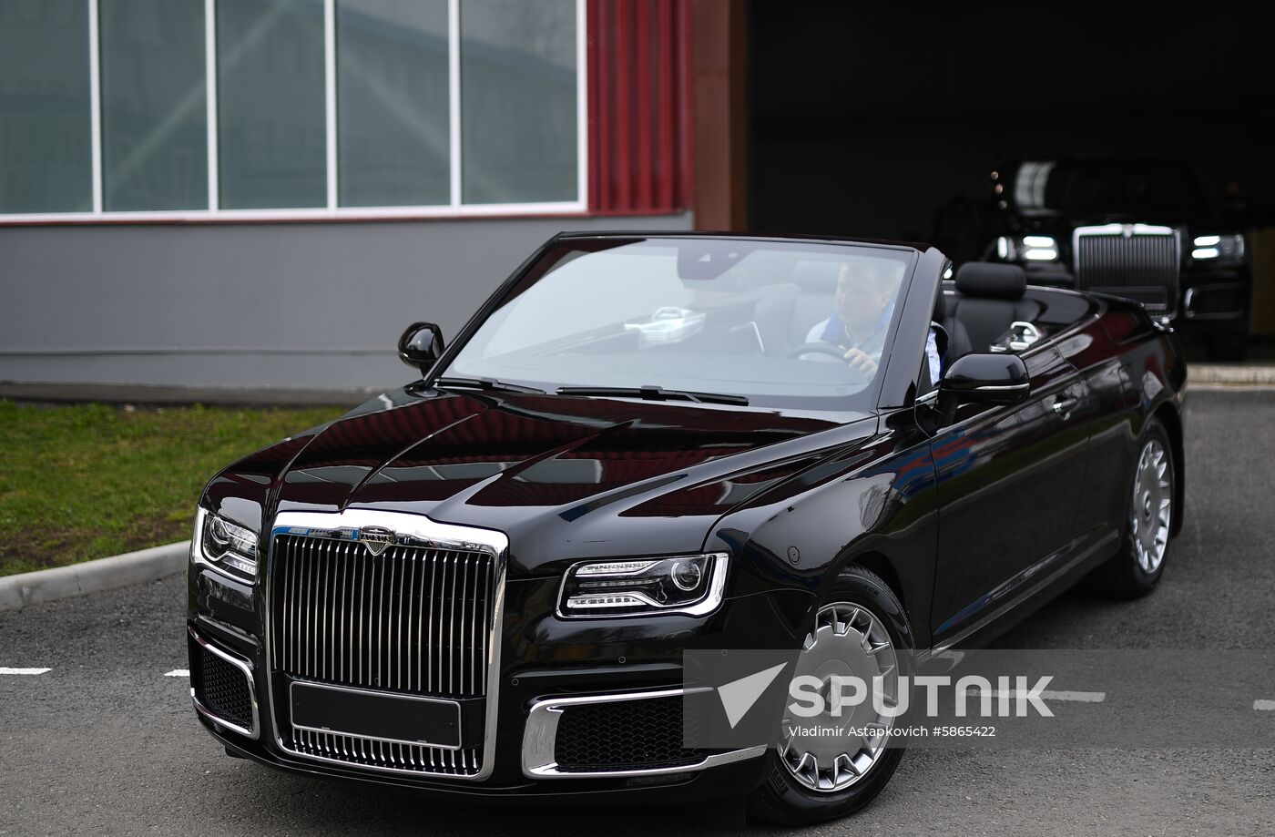 Russia Aurus Cabrio