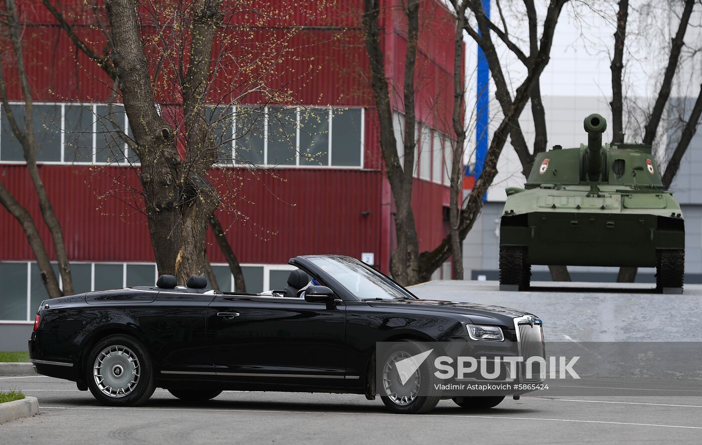 Russia Aurus Cabrio