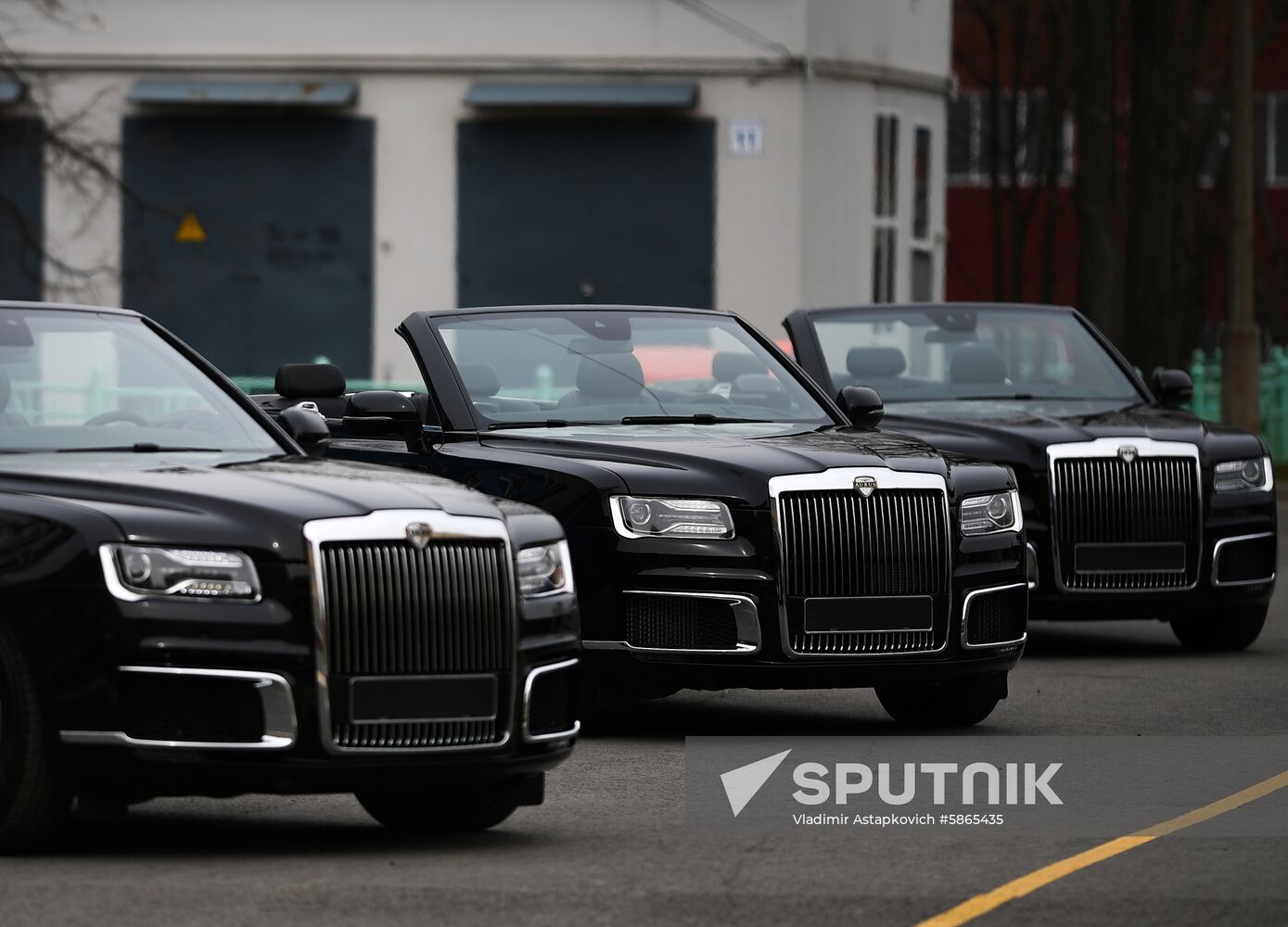 Russia Aurus Cabrio