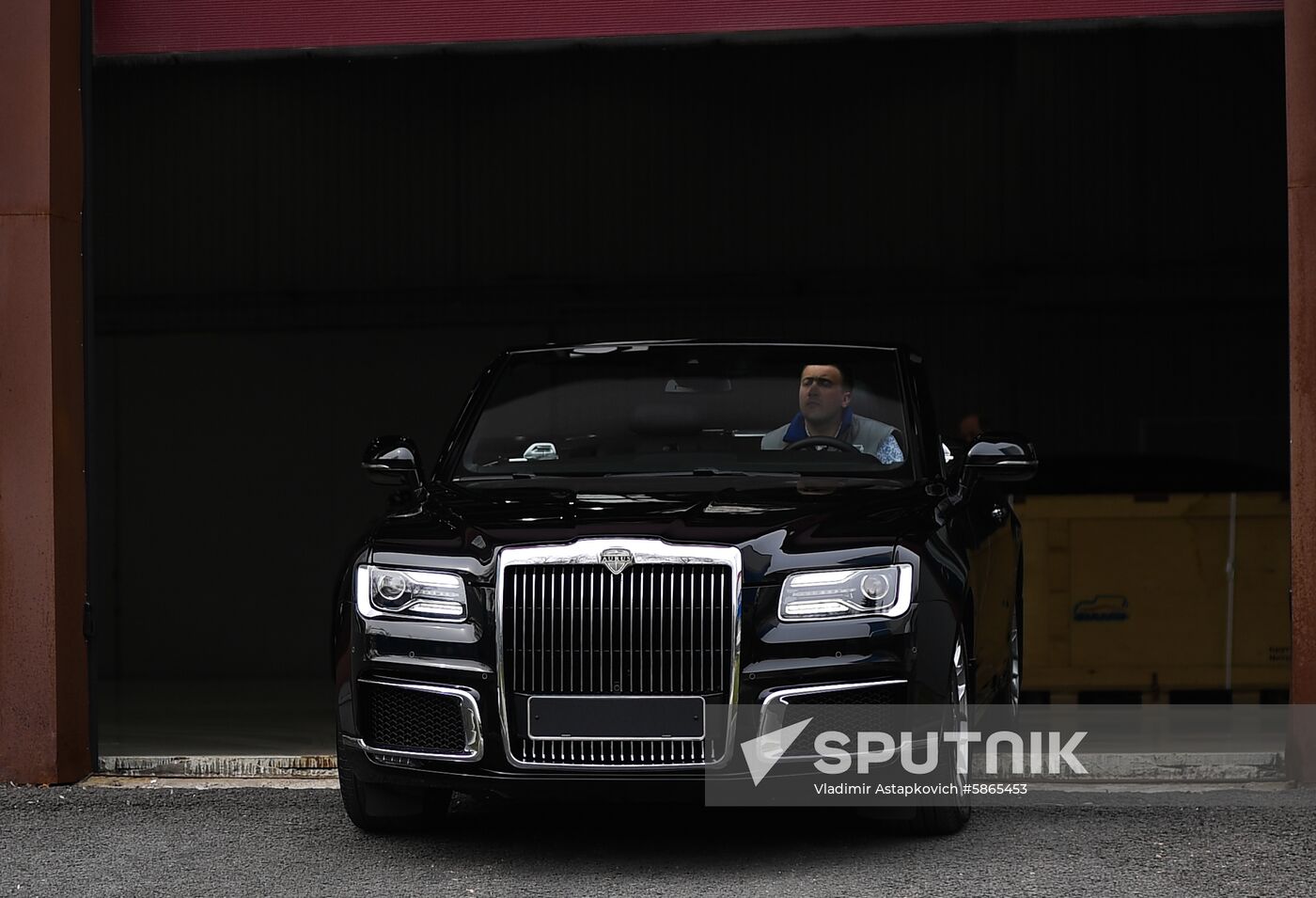 Russia Aurus Cabrio