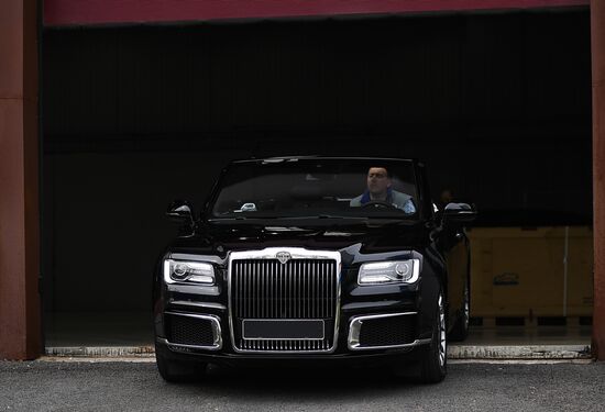 Russia Aurus Cabrio