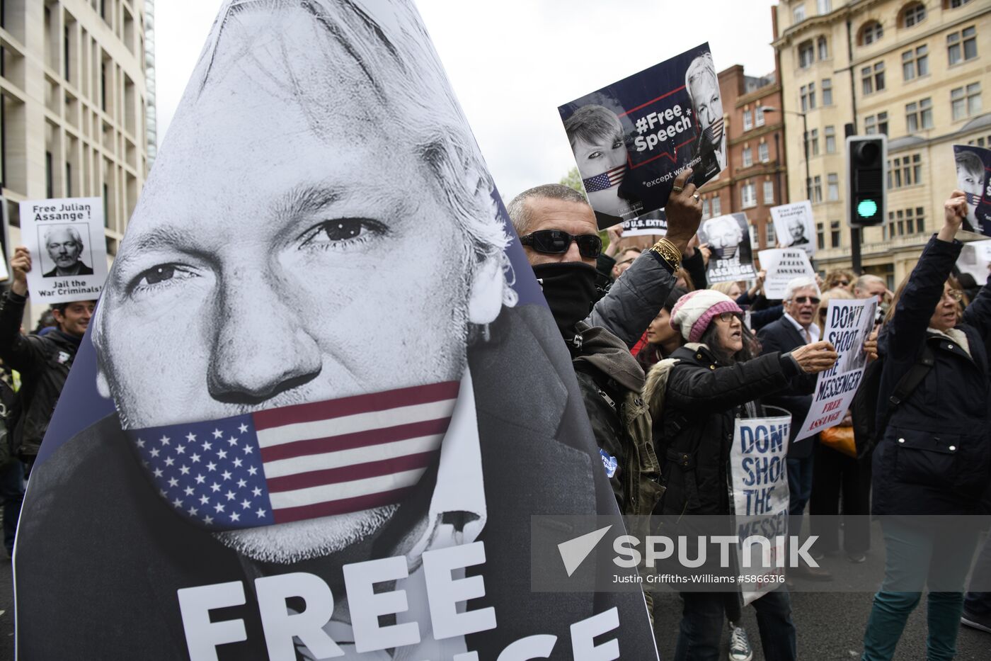 Great Britain Wikileaks Assange Court