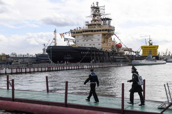 Russia Ships Festival