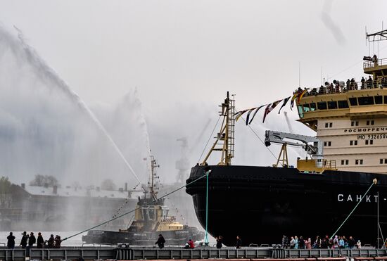 Russia Ships Festival