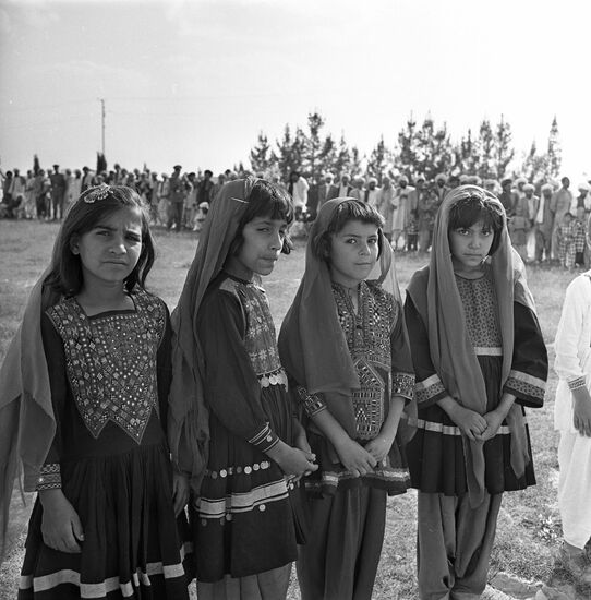 Afghan schoolgirls